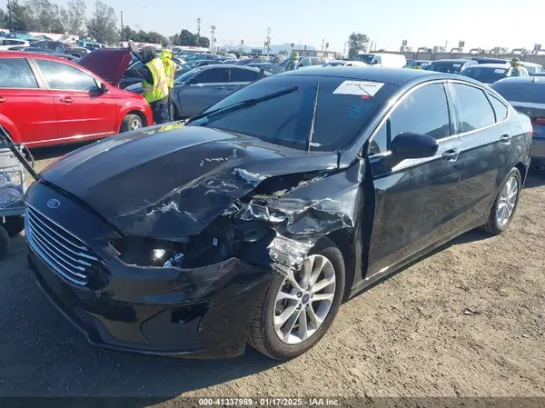 3FA6P0HD0KR114621 2019 FORD FUSION - Image 2