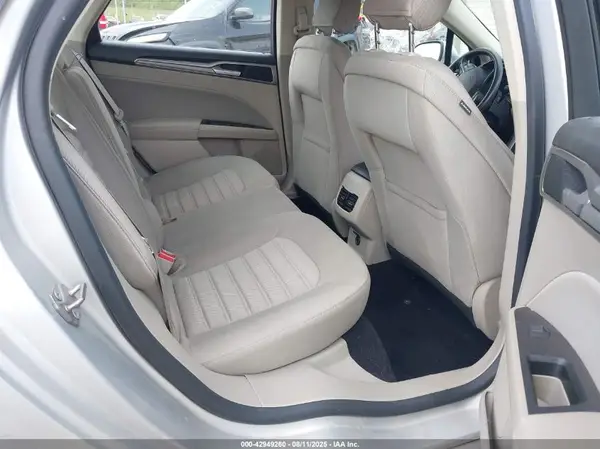 3FA6P0HD0KR123528 2019 FORD FUSION - Image 8