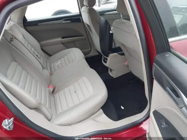 3FA6P0HD0KR127708 2019 FORD FUSION - Image 8