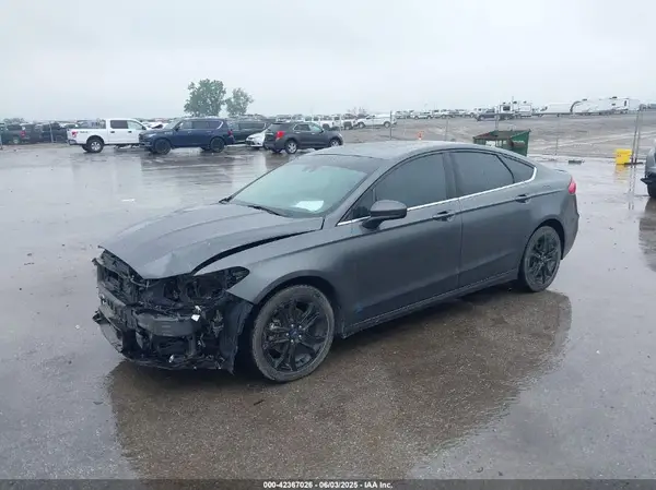 3FA6P0HD0KR129037 2019 FORD FUSION - Image 2