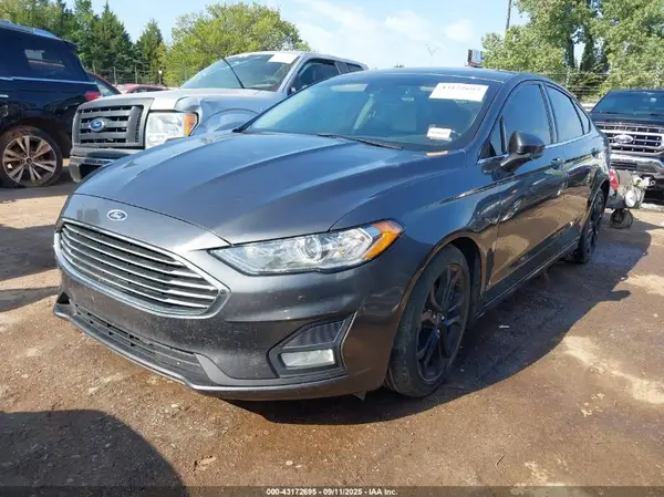 3FA6P0HD0KR132763 2019 FORD FUSION - Image 2