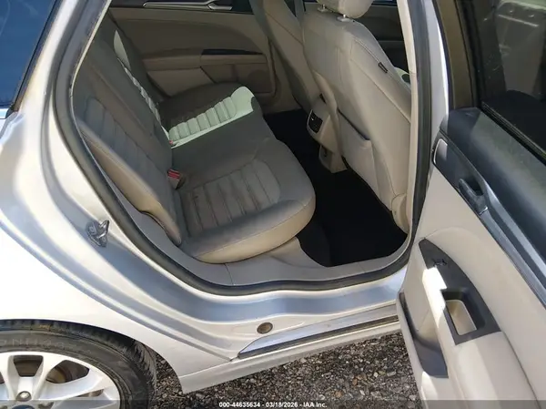 3FA6P0HD0KR136490 2019 FORD FUSION - Image 8