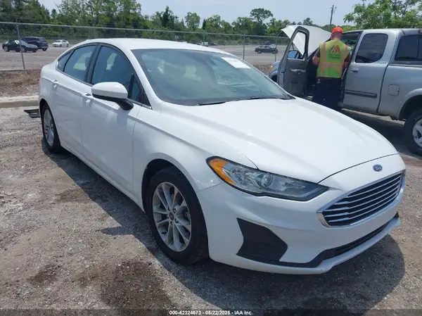 3FA6P0HD0KR145819 2019 FORD FUSION - Image 1