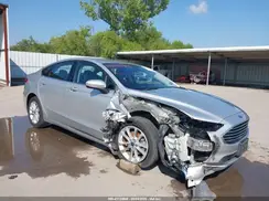 3FA6P0HD0KR147943 2019 FORD FUSION