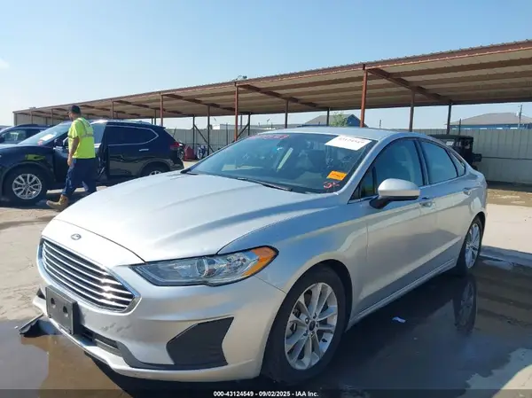 3FA6P0HD0KR147943 2019 FORD FUSION - Image 2