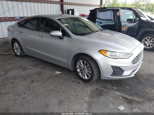 3FA6P0HD0KR159607 2019 FORD FUSION - Image 1