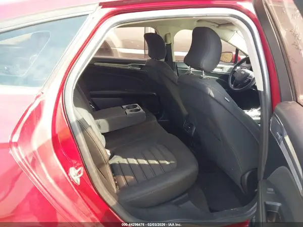 3FA6P0HD0KR161759 2019 FORD FUSION - Image 8
