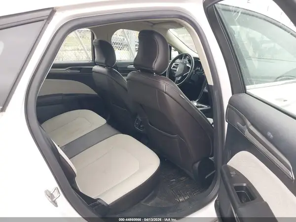 3FA6P0HD0KR164516 2019 FORD FUSION - Image 8