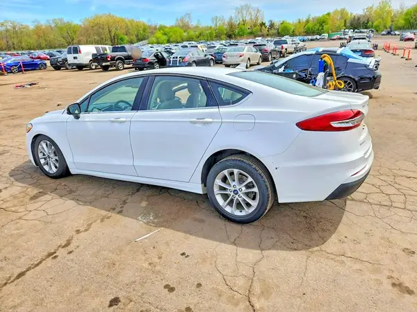 3FA6P0HD0KR190064 2019 FORD FUSION - Image 2