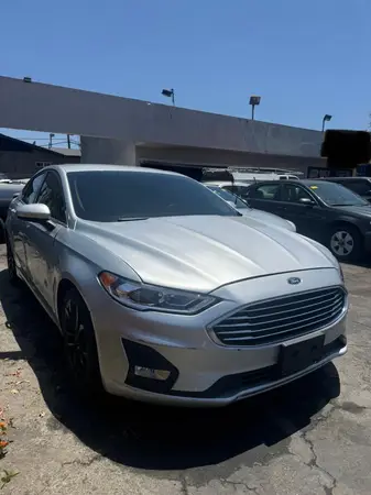 3FA6P0HD0KR201807 2019 FORD FUSION - Image 1
