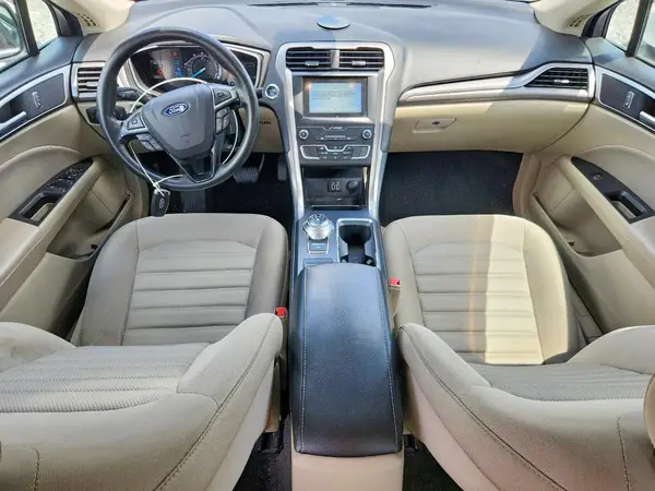 3FA6P0HD0KR203735 2019 FORD FUSION - Image 8