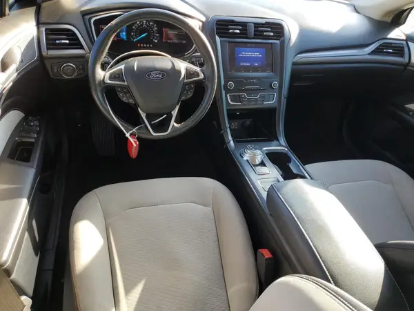 3FA6P0HD0KR215089 2019 FORD FUSION - Image 8