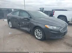 3FA6P0HD0KR215318 2019 FORD FUSION