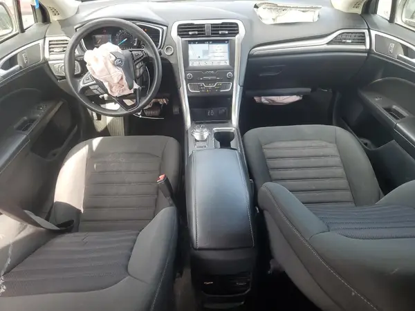 3FA6P0HD0KR216761 2019 FORD FUSION - Image 8