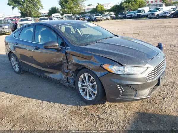 3FA6P0HD0KR238596 2019 FORD FUSION - Image 1