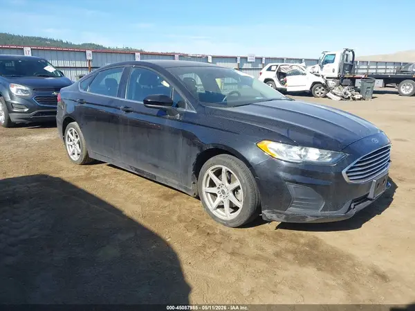 3FA6P0HD0KR244186 2019 FORD FUSION - Image 1