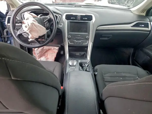 3FA6P0HD0KR275079 2019 FORD FUSION - Image 8