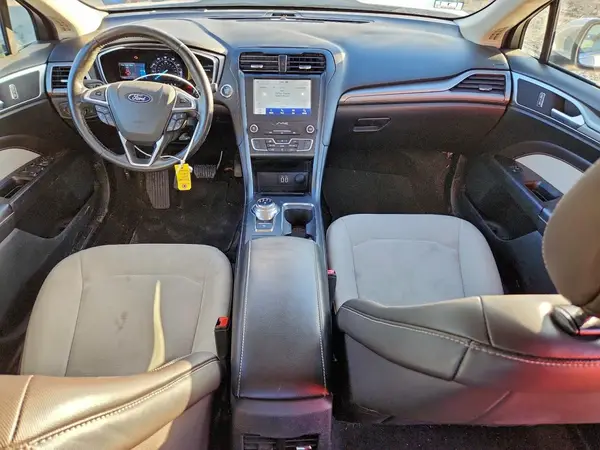 3FA6P0HD0KR285675 2019 FORD FUSION - Image 8