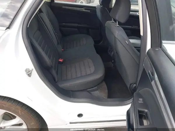 3FA6P0HD0LR104379 2020 FORD FUSION - Image 8