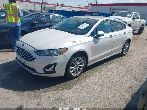 3FA6P0HD0LR108528 2020 FORD FUSION - Image 2