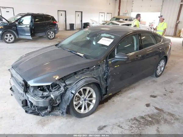 3FA6P0HD0LR108531 2020 FORD FUSION - Image 2