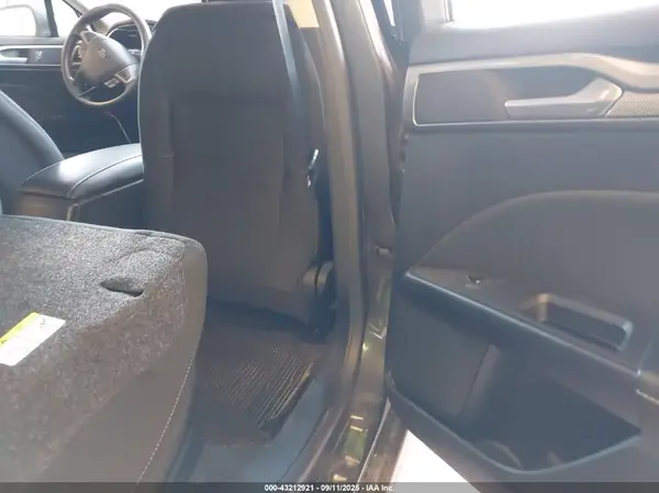 3FA6P0HD0LR108531 2020 FORD FUSION - Image 8