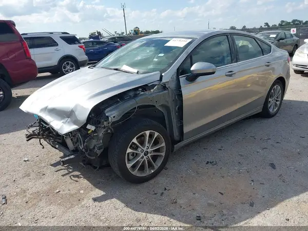 3FA6P0HD0LR109033 2020 FORD FUSION - Image 2