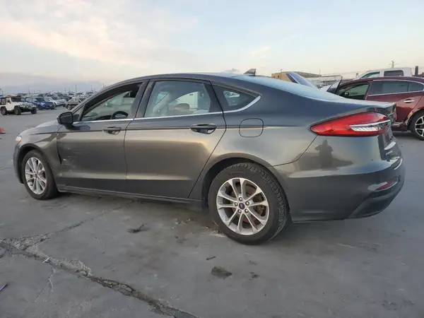 3FA6P0HD0LR124129 2020 FORD FUSION - Image 2