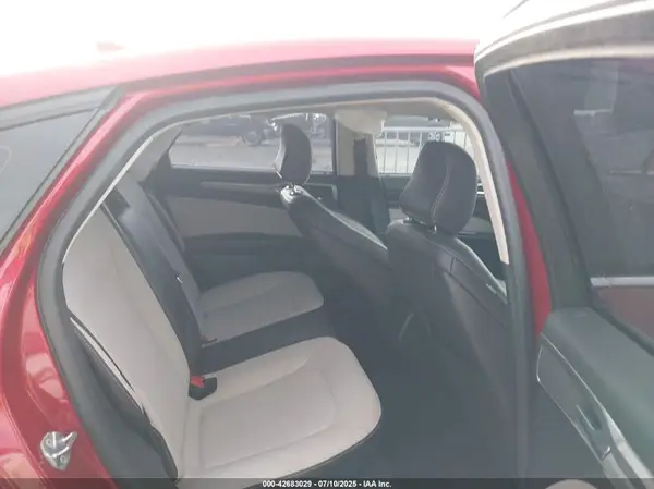 3FA6P0HD0LR126043 2020 FORD FUSION - Image 8