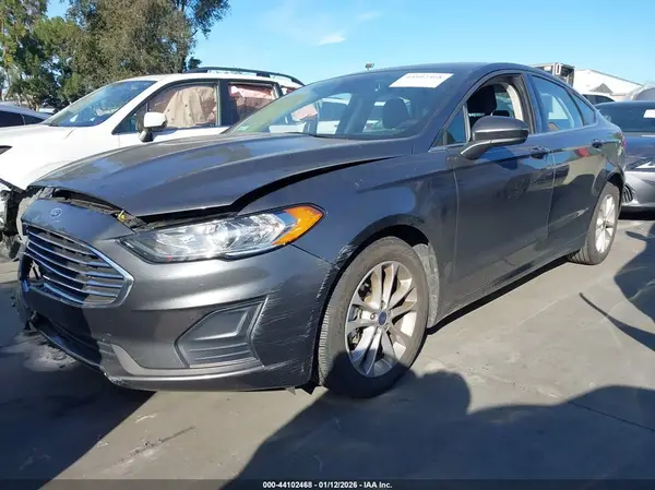 3FA6P0HD0LR126947 2020 FORD FUSION - Image 2