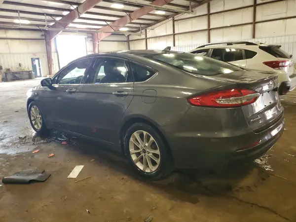 3FA6P0HD0LR146129 2020 FORD FUSION - Image 2