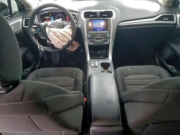 3FA6P0HD0LR147037 2020 FORD FUSION - Image 8