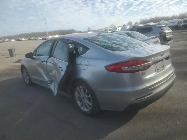 3FA6P0HD0LR159110 2020 FORD FUSION - Image 2