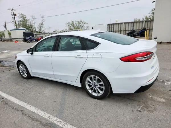3FA6P0HD0LR167482 2020 FORD FUSION - Image 2