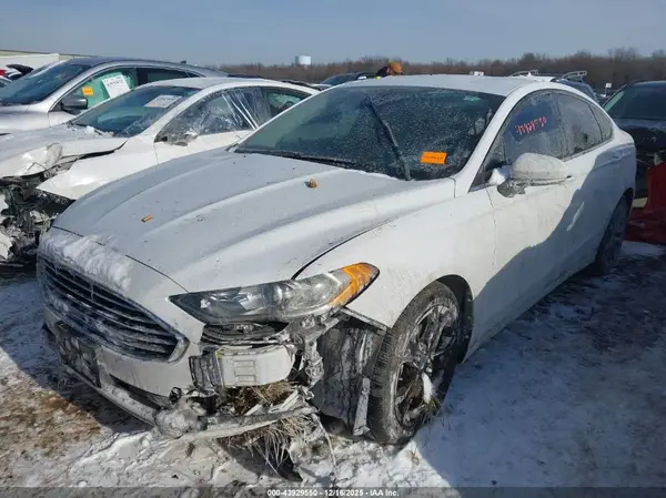 3FA6P0HD0LR169622 2020 FORD FUSION - Image 2