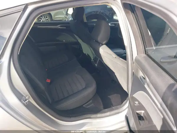 3FA6P0HD0LR185366 2020 FORD FUSION - Image 8