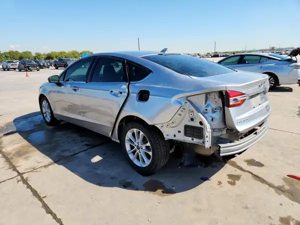3FA6P0HD0LR187702 2020 FORD FUSION - Image 2