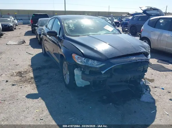 3FA6P0HD0LR188042 2020 FORD FUSION - Image 1