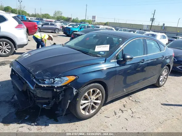 3FA6P0HD0LR188042 2020 FORD FUSION - Image 2