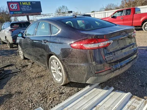 3FA6P0HD0LR191040 2020 FORD FUSION - Image 2