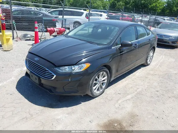 3FA6P0HD0LR194374 2020 FORD FUSION - Image 2