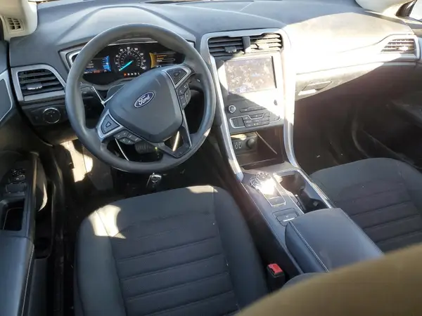 3FA6P0HD0LR218639 2020 FORD FUSION - Image 8