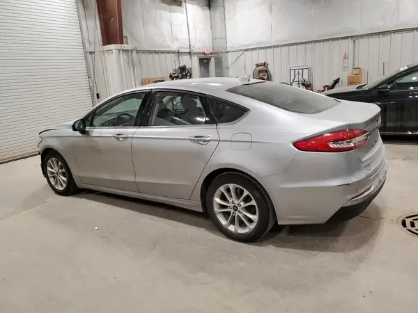 3FA6P0HD0LR219046 2020 FORD FUSION - Image 2