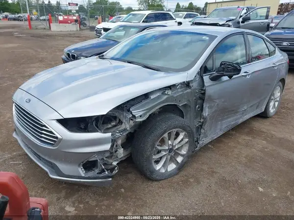 3FA6P0HD0LR222058 2020 FORD FUSION - Image 2