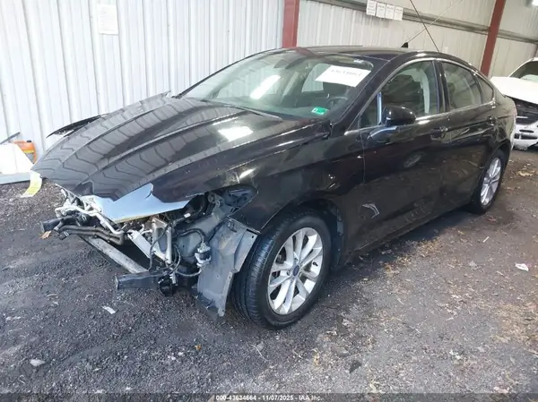 3FA6P0HD0LR227681 2020 FORD FUSION - Image 2