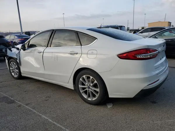 3FA6P0HD0LR236512 2020 FORD FUSION - Image 2