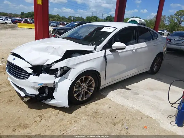 3FA6P0HD0LR247526 2020 FORD FUSION - Image 2