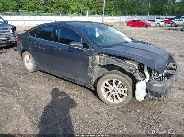 3FA6P0HD0LR247946 2020 FORD FUSION - Image 1
