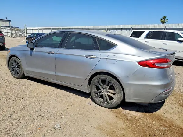 3FA6P0HD0LR251575 2020 FORD FUSION - Image 2