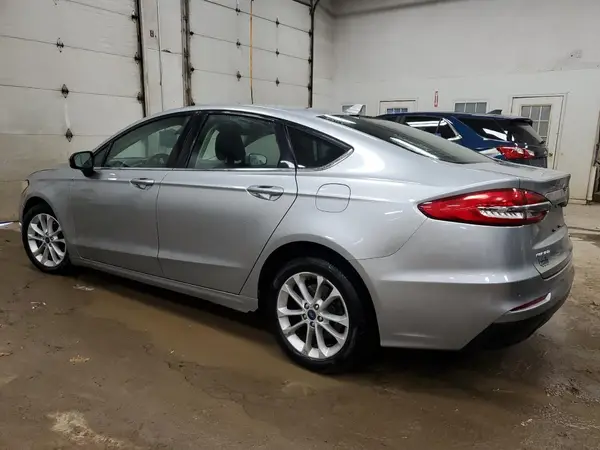 3FA6P0HD0LR255755 2020 FORD FUSION - Image 2